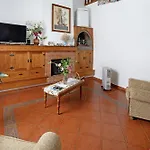 Holiday home Casa Rosas Angra do Heroismo