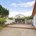 Casa Rosas Holiday home Angra do Heroismo