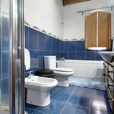 Holiday home Casa Rosas *