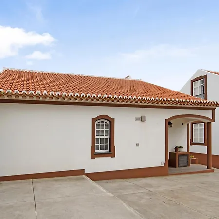 Casa Rosas Holiday home